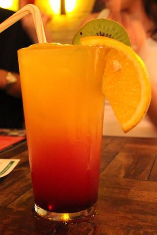 Juicing Guide and Recipes