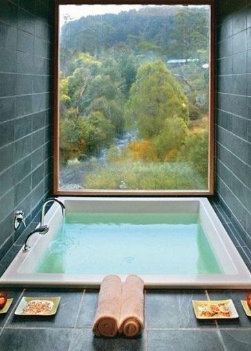 Bathtub